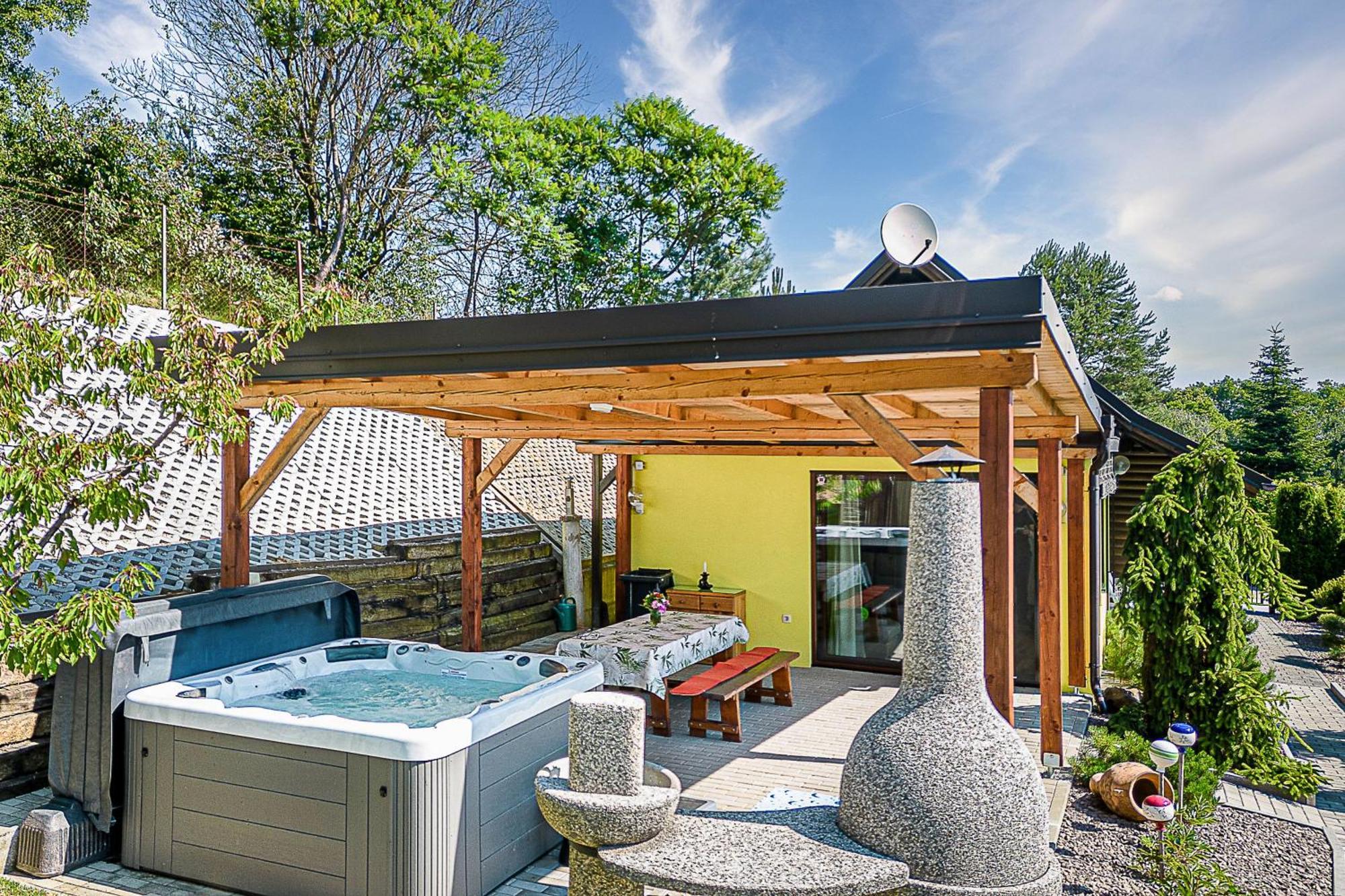 Ladybug House With Whirlpool - Happy Rentals Fokovci Luaran gambar