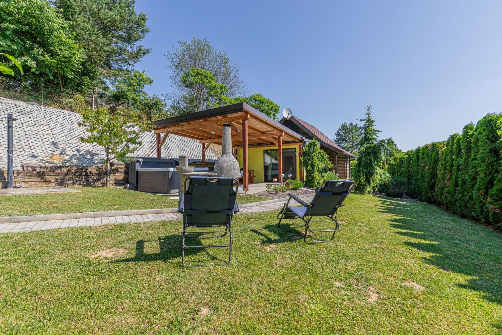 Ladybug House With Whirlpool - Happy Rentals Fokovci Luaran gambar